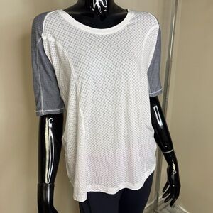 Lululemon Puri Tee Short Sleeve – Mesh Burnout White Tonka Stripe Inkwell Size 8